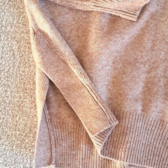 OVERSIZED XSMALL    H&M HIGH NECK SWEATER - Picture 3 of 9